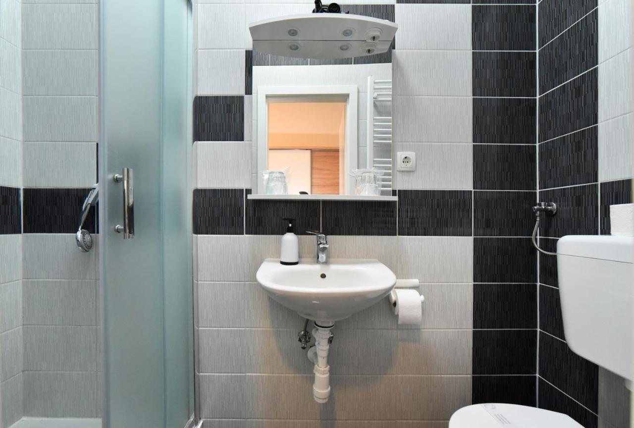 Virtus Apartments And Rooms With Free Private Parking Ζάγκρεμπ Εξωτερικό φωτογραφία