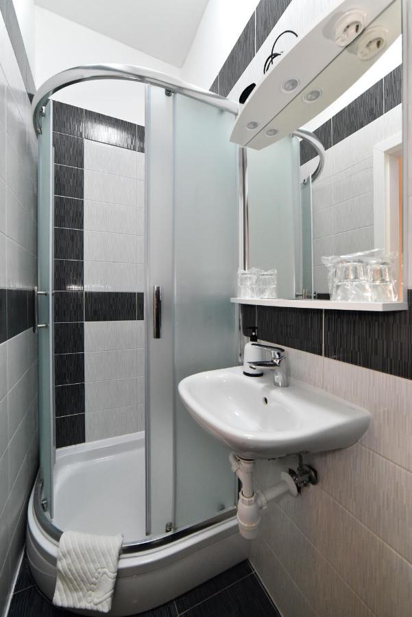 Virtus Apartments And Rooms With Free Private Parking Ζάγκρεμπ Εξωτερικό φωτογραφία